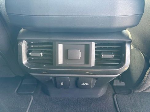 Used 2022 Ford F150 XLT w/ Equipment Group 302A High image 33