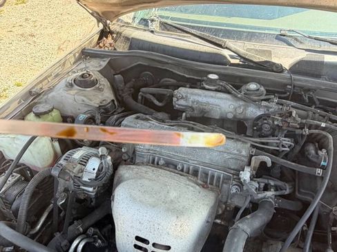 Used 1999 Toyota Camry LE FWD image 31