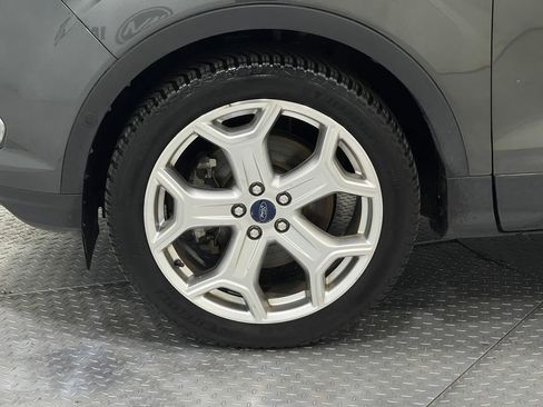 Used 2018 Ford Escape Titanium w/ Ford Safe & Smart Package image 35