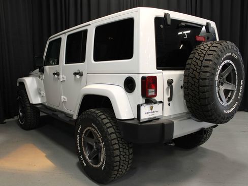 Used 2017 Jeep Wrangler Unlimited Sahara w/ Dual Top Group image 14