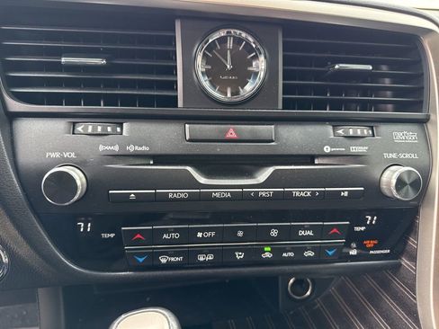 Used 2019 Lexus RX 350 FWD w/ Luxury Package image 9