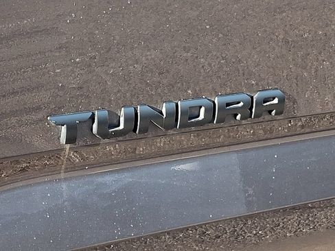 Used 2024 Toyota Tundra Limited AWD/4WD image 30