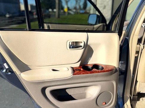 Used 2006 Toyota Highlander Sport image 9