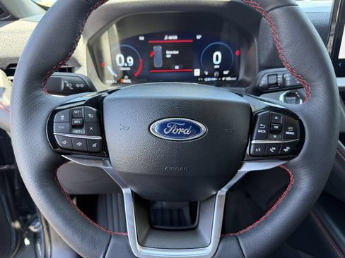 Certified 2026 Ford Explorer ST-Line w/ ST-Line Street Pack RWD image 37