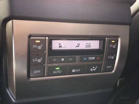 Used 2019 Lexus GX 460 Luxury AWD/4WD image 12