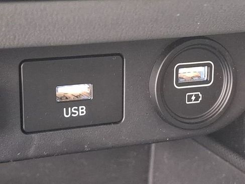 Used 2023 Hyundai Elantra SEL FWD image 26