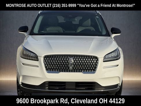 Used 2022 Lincoln Corsair AWD w/ Premium Package image 9