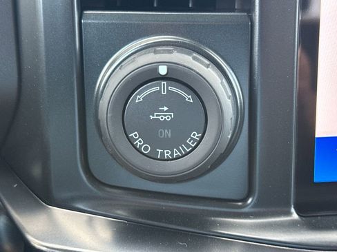 New 2025 Ford F250 Lariat w/ Lariat Ultimate Package image 35