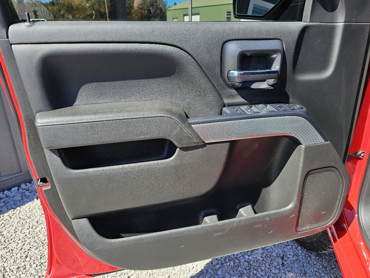 Used 2018 Chevrolet Silverado 1500 LT w/ Texas Edition AWD/4WD image 20