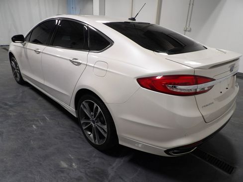 Used 2018 Ford Fusion Titanium image 6