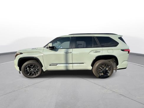 Used 2024 Toyota Sequoia Platinum image 7