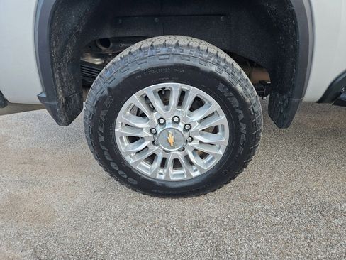 Used 2023 Chevrolet Silverado 2500 High Country image 31