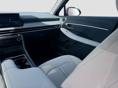 New 2026 Hyundai Sonata SEL FWD image 16