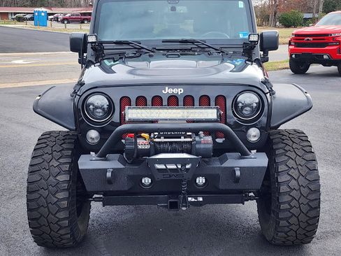 Used 2016 Jeep Wrangler Unlimited Rubicon image 6