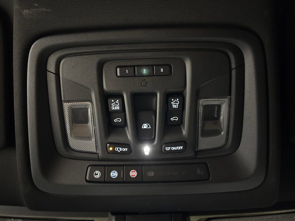 Used 2020 Chevrolet Silverado 3500 High Country AWD/4WD image 28