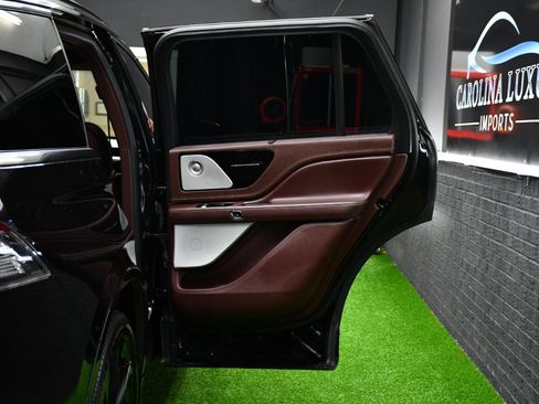 Used 2023 Lincoln Aviator Black Label w/ Jet Package AWD/4WD image 35