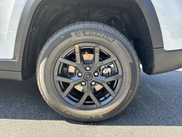 New 2027 Jeep Grand Cherokee Altitude RWD image 20