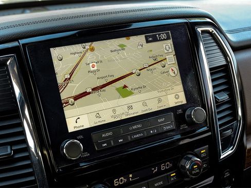 Used 2020 Nissan Titan Platinum Reserve w/ Moonroof Package image 19