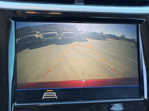 Used 2020 Chevrolet Sonic LT w/ Convenience Package image 19