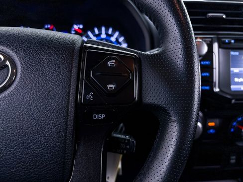 Used 2019 Toyota 4Runner TRD Off-Road Premium image 31