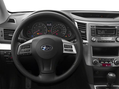 Used 2014 Subaru Outback 2.5i w/ Alloy Wheel Package AWD/4WD image 9