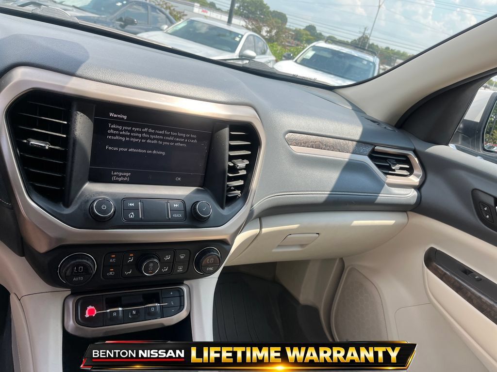 Used 2020 GMC Acadia Denali w/ Trailering Package AWD/4WD image 17