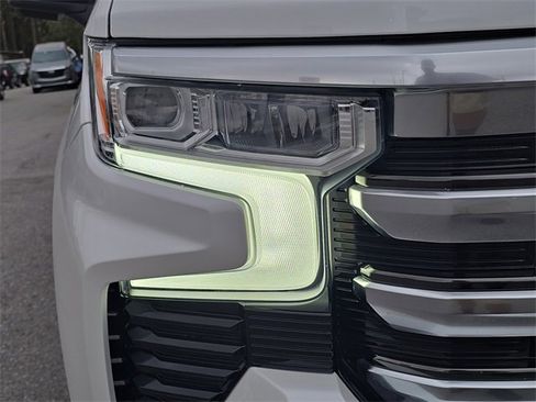 Certified 2023 Chevrolet Silverado 1500 High Country w/ Z71 Off-Road Package image 11