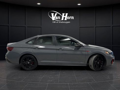 Used 2022 Volkswagen Jetta GLI Autobahn w/ GLI Black Package image 2