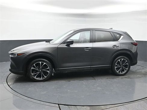 Used 2022 MAZDA CX-5 AWD 2.5 S w/ Premium Package image 2