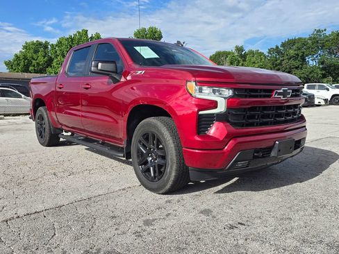 Used 2022 Chevrolet Silverado 1500 RST AWD/4WD image 1