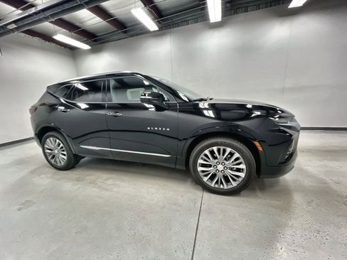 Certified 2019 Chevrolet Blazer Premier w/ Driver Confidence II Package AWD/4WD image 9