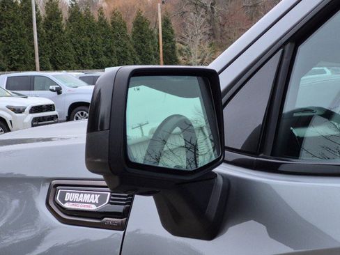 Used 2024 GMC Sierra 1500 AT4X w/ AT4X AEV Edition image 5