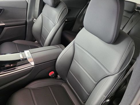 New 2026 Mercedes-Benz GLC 300 image 8