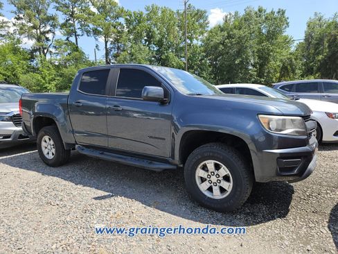 Used 2020 Chevrolet Colorado W/T w/ WT Convenience Package RWD image 4