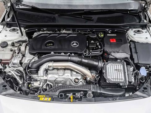Used 2024 Mercedes-Benz CLA 250 4MATIC image 29