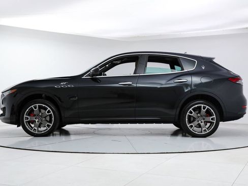 Certified 2023 Maserati Levante GT AWD/4WD image 2
