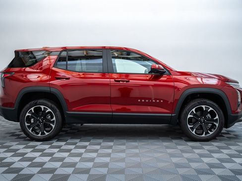 New 2026 Chevrolet Equinox LT AWD/4WD image 4