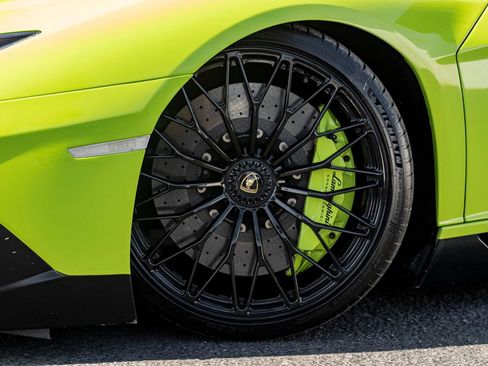 Used 2016 Lamborghini Aventador LP 750-4 Superveloce AWD/4WD image 13
