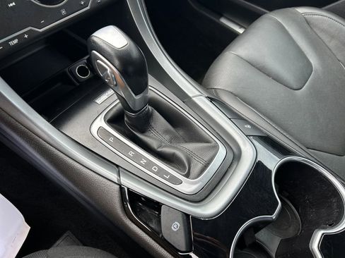 Used 2015 Ford Fusion Titanium image 26