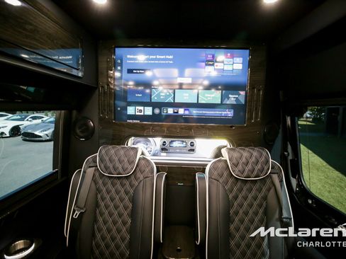 New 2024 Mercedes-Benz Sprinter 3500 image 25