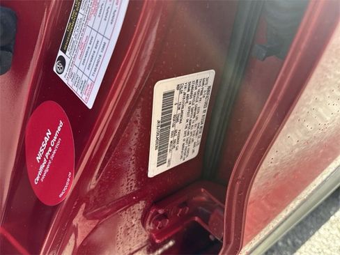 Used 2018 Nissan Rogue Sport SL w/ SL Premium Package image 36