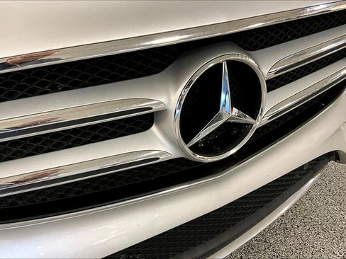 Used 2018 Mercedes-Benz E 300 image 24