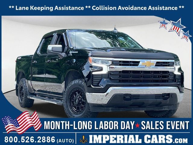 Used 2022 Chevrolet Silverado 1500 LT w/ Convenience Package II AWD/4WD image 1