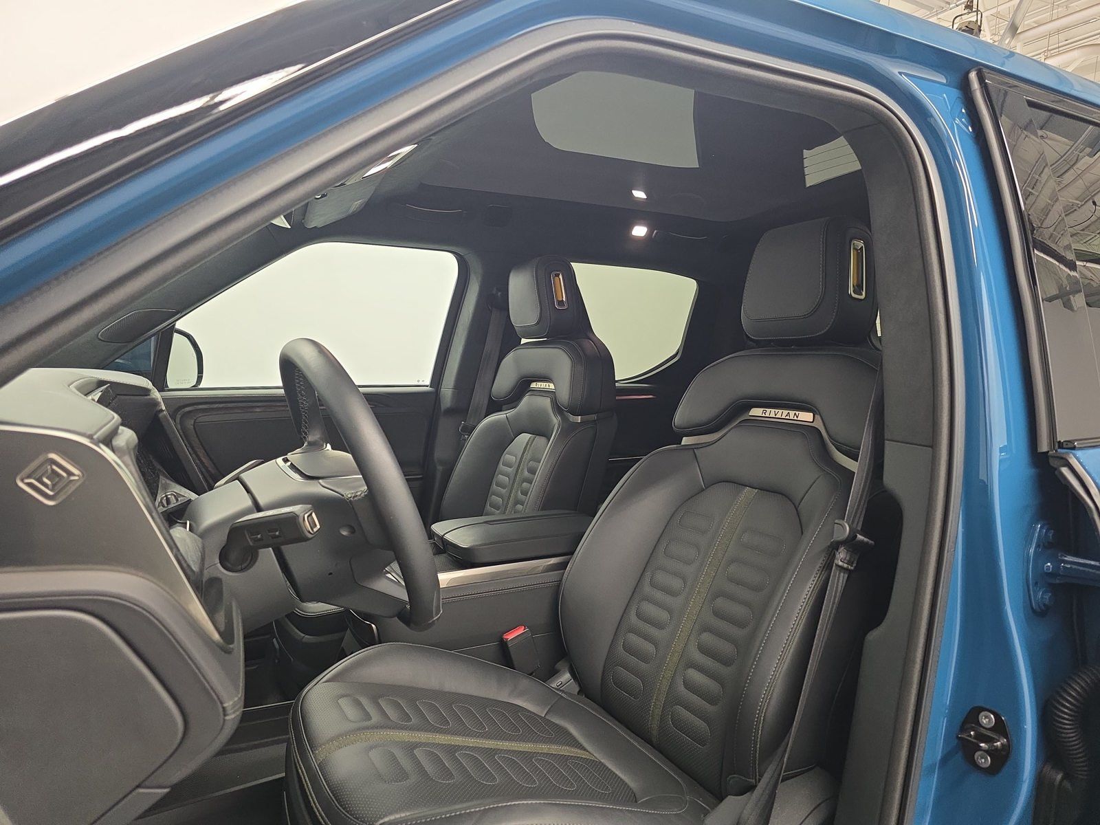 Used 2022 Rivian R1T Launch Edition AWD/4WD image 20