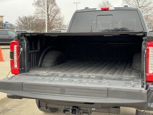 Used 2024 Ford F250 Lariat w/ Black Appearance Package image 34