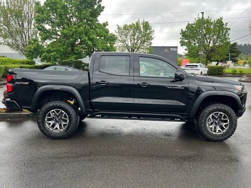 New 2026 Chevrolet Colorado ZR2 w/ Technology Package AWD/4WD image 9