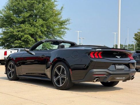 Used 2025 Ford Mustang Premium RWD image 7