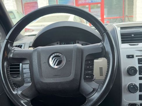 Used 2011 Mercury Mariner Premier FWD image 12