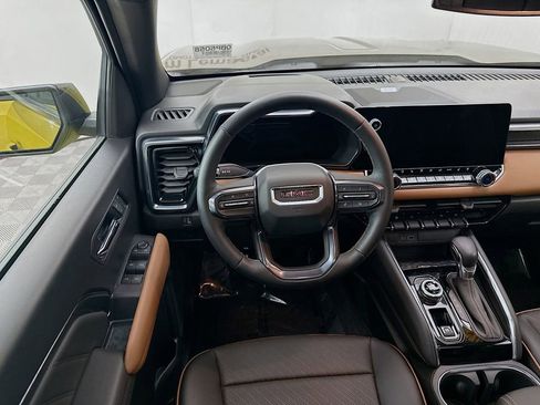 Used 2023 GMC Canyon AT4 w/ AT4 Premium Package AWD/4WD image 25