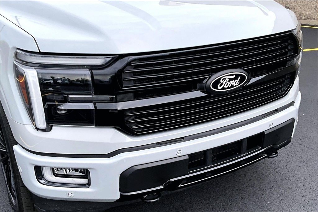 Used 2024 Ford F150 Platinum w/ Equipment Group 702A High AWD/4WD image 30